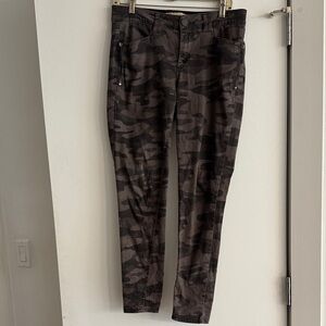 Democracy Women’s Dark Camouflage Cargo Pants